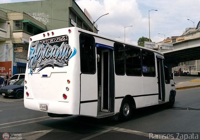 DC - A.C. Tour Caricuao 77 por Rams�s Zapata