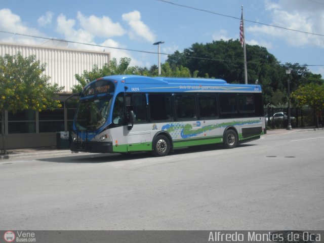 Miami-Dade County Transit 06374 por Alfredo Montes de Oca