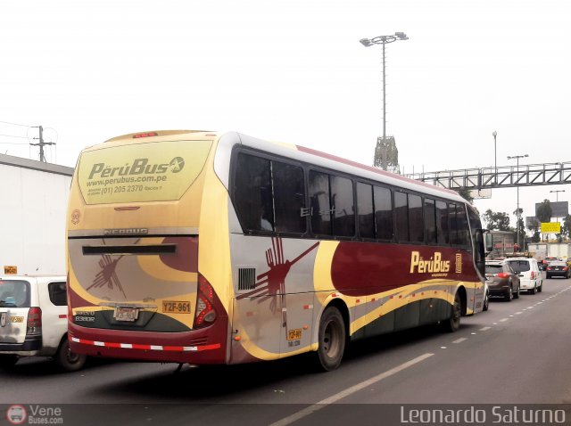 Empresa de Transporte Per Bus S.A. 690 por Leonardo Saturno