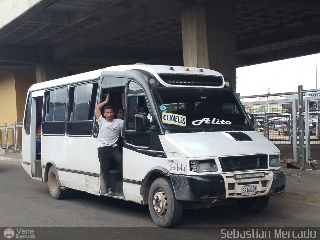 ZU - Los Claveles 98 por Sebastin Mercado