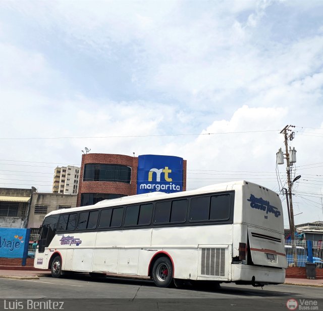 Ejecutivos Carla Tours 1008 por Luis Bentez