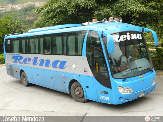 Transportes Reina 705 por Joseba Mendoza
