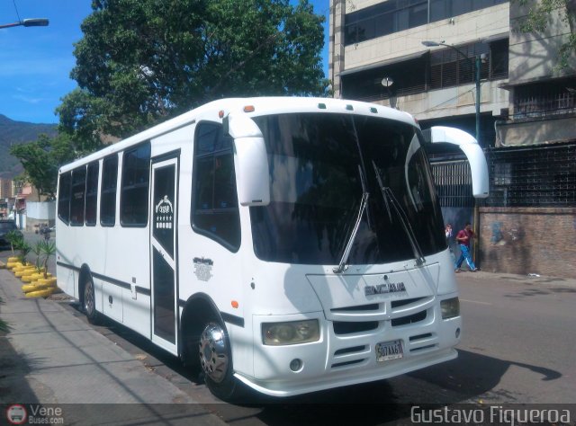 Particular 501 por Gustavo Figueroa