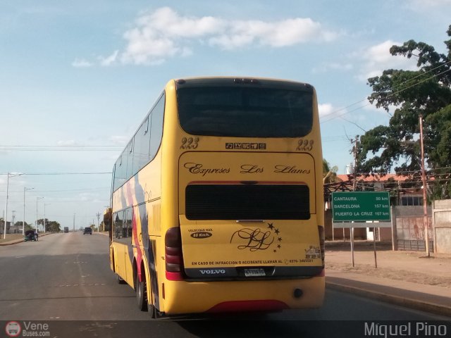 Expresos Los Llanos 223 por Miguel Pino