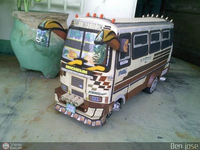 Maquetas y Miniaturas El Chamo benn por Benjamin Magdaniel