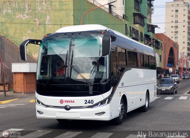 PDVSA Transporte de Personal 240 por Aly Baranauskas