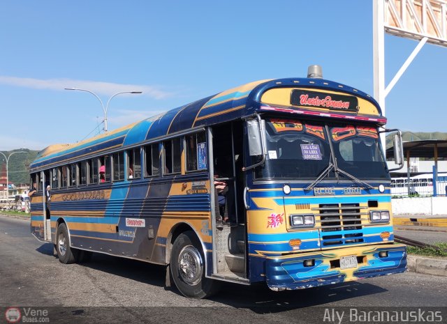 Transporte Unidos Boquern C.A. 34 por Aly Baranauskas