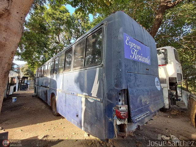 Expresos Camarg�i 1035 por Josue S�nchez