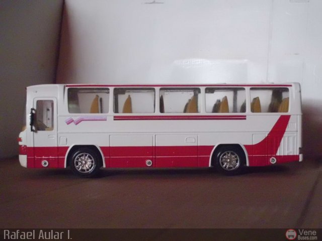 Maquetas y Miniaturas AEROBUSES VZLA por Rafael Aular