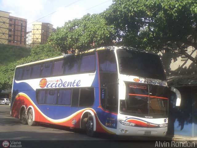 Expresos Occidente 300 por Alvin Rond�n