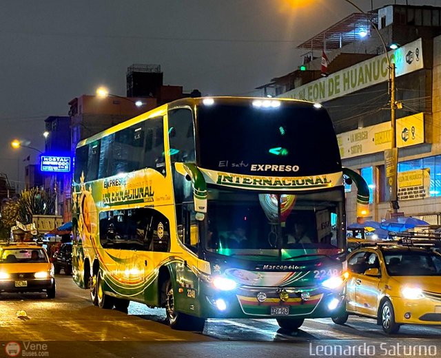 Expreso Internacional 2248 por Leonardo Saturno