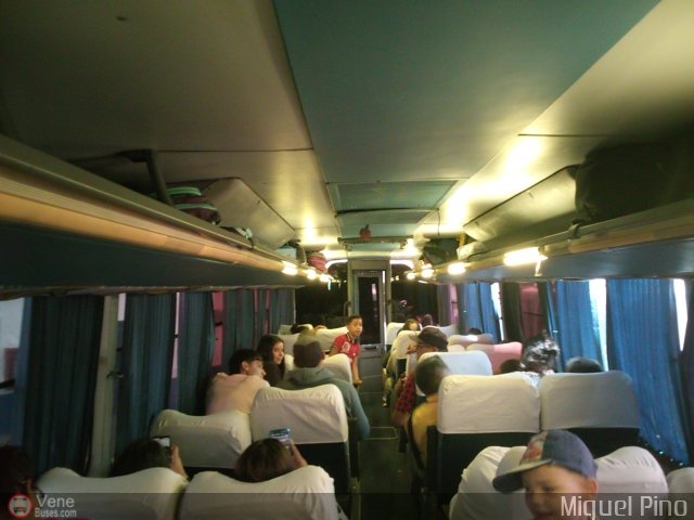 Expresos La Guayanesa 323 por Miguel Pino