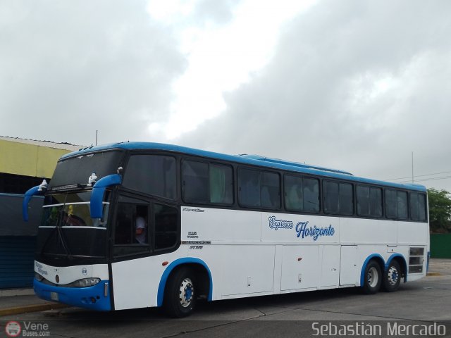 Expresos Horizonte 18 por Sebasti�n Mercado