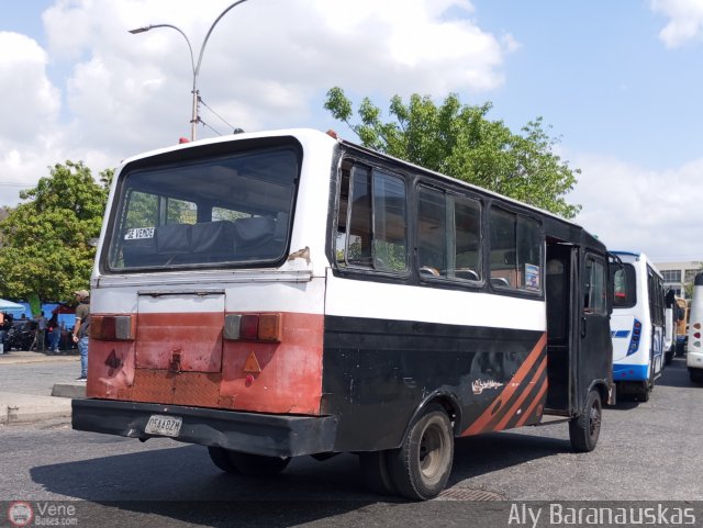 Particular o Desconocido 058 por Aly Baranauskas