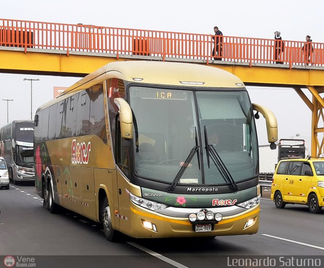 Transporte Flores Hermanos S.R.L 969A por Leonardo Saturno
