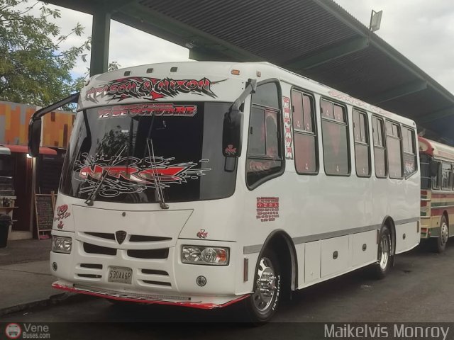 L�nea 12 de Octubre 031 por Maikelvis Monroy