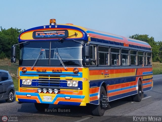 Transporte Unido 071 por Kevin Mora