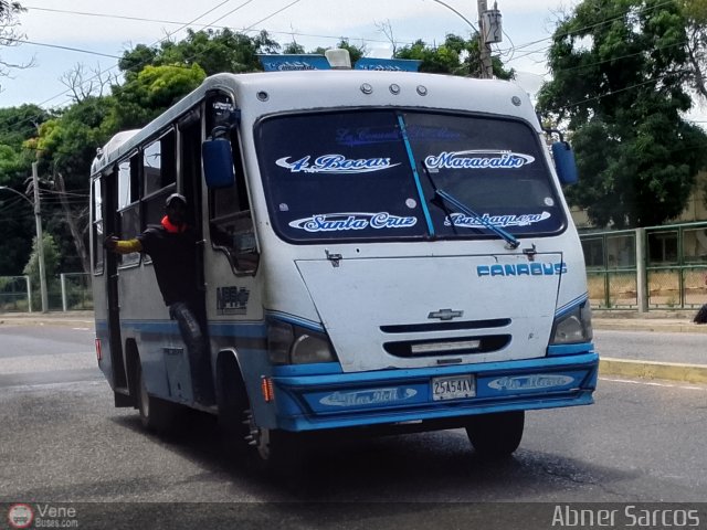Colectivos El Pozo 007 por Abner Sarcos
