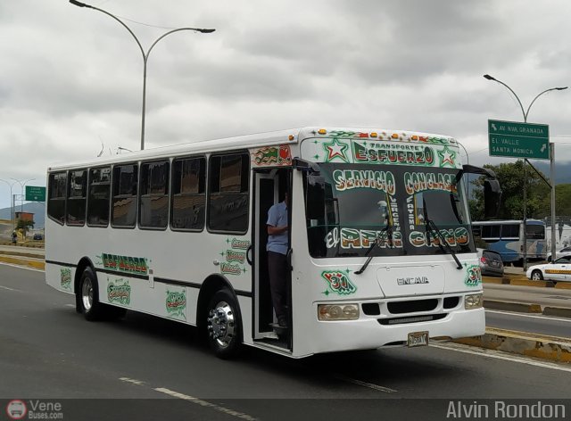 Transporte El Esfuerzo 31 por Alvin Rondn