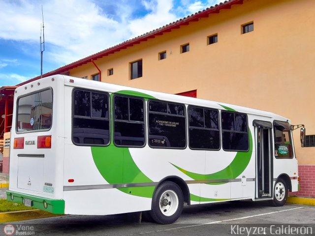 Expresos Mocotes 21 por Kleyzer Caldern
