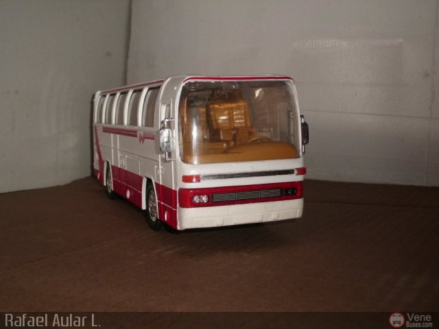 Maquetas y Miniaturas AEROBUSES VZLA por Rafael Aular