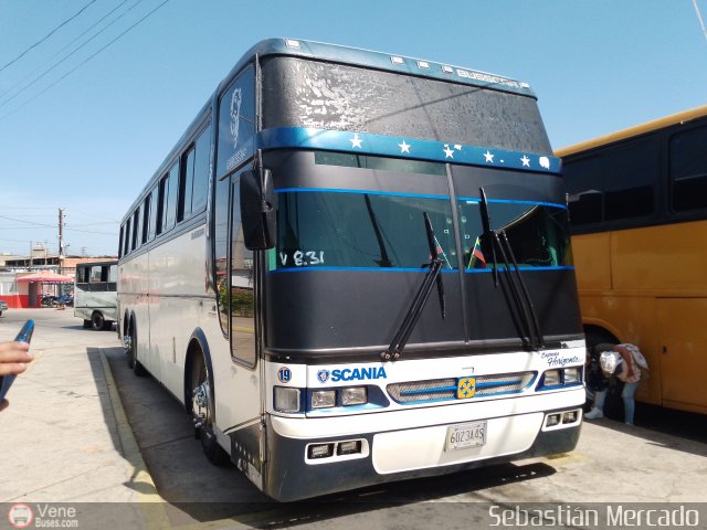 Expresos Horizonte 19 por Sebasti�n Mercado