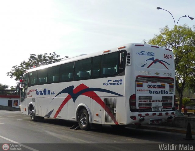 Expreso Brasilia 6579 por Waldir Mata