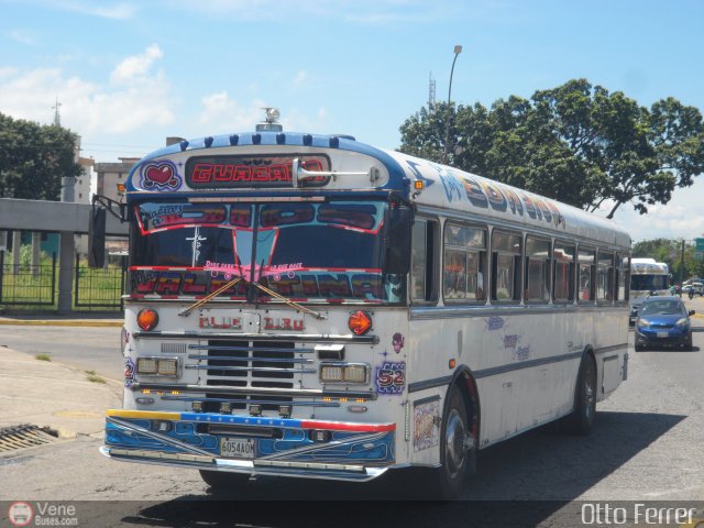 Transporte Guacara 0052 por Otto Ferrer