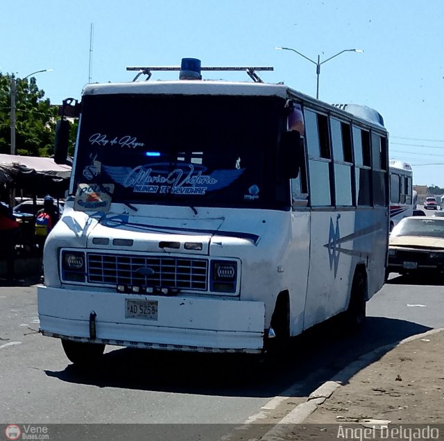 ZU - U.C. Barrio La Polar 185 por ngel Delgado