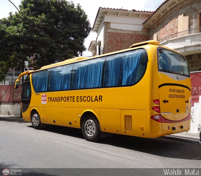 PDVSA Transporte Escolar 999 por Waldir Mata