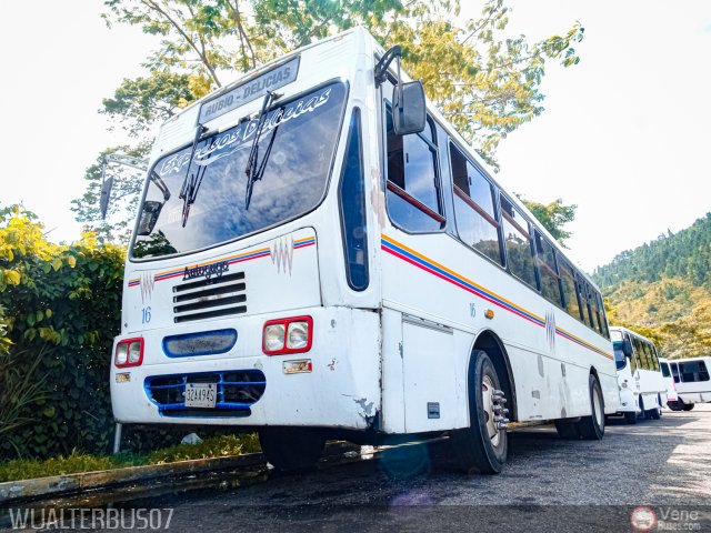 Expresos Delicias 16 por Wualter Ovejero