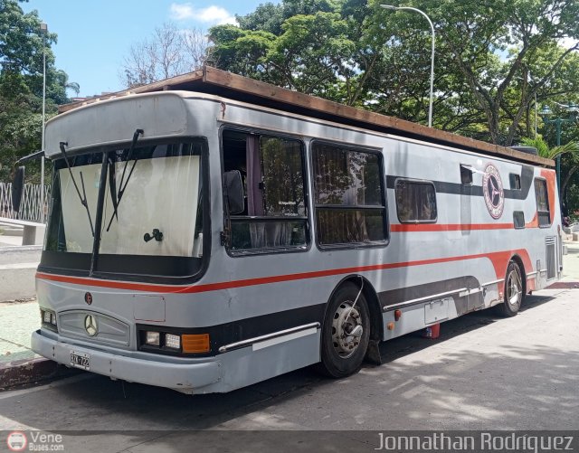 Particular o Desconocido CARACAS por Jonnathan Rodríguez