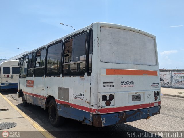 ZU - Asociacin Cooperativa Milagro Bus 16 por Sebastin Mercado