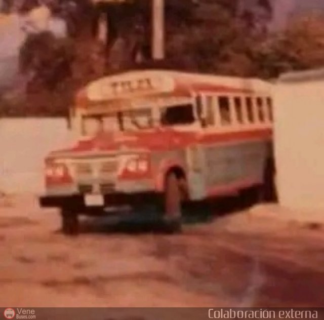 L�nea Tilca - Transporte Inter-Larense C.A. 99 por Mois�s Silva Colombo