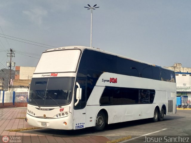 Expresos KM 2015 0037 por Josue Snchez