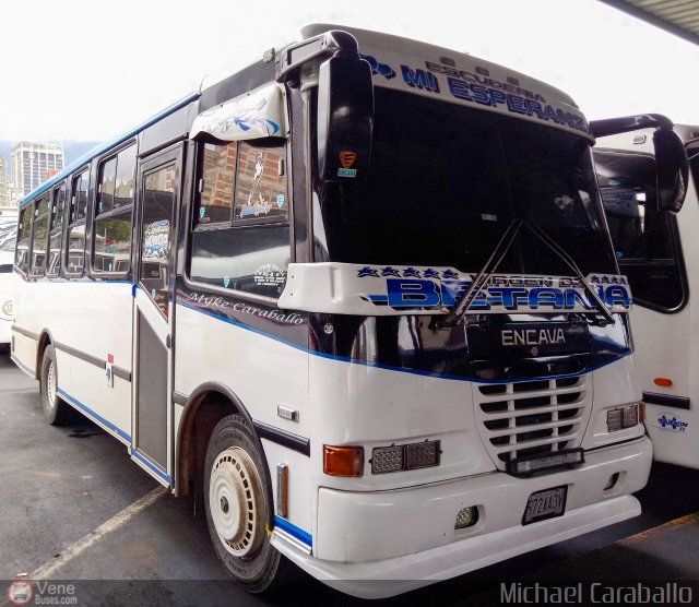 L�nea Hermanos Unidos S.C. 45 por Michael Caraballo