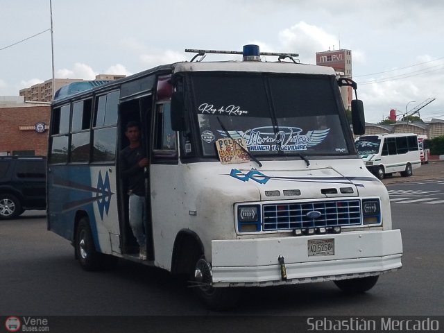 ZU - U.C. Barrio La Polar 185 por Sebastin Mercado