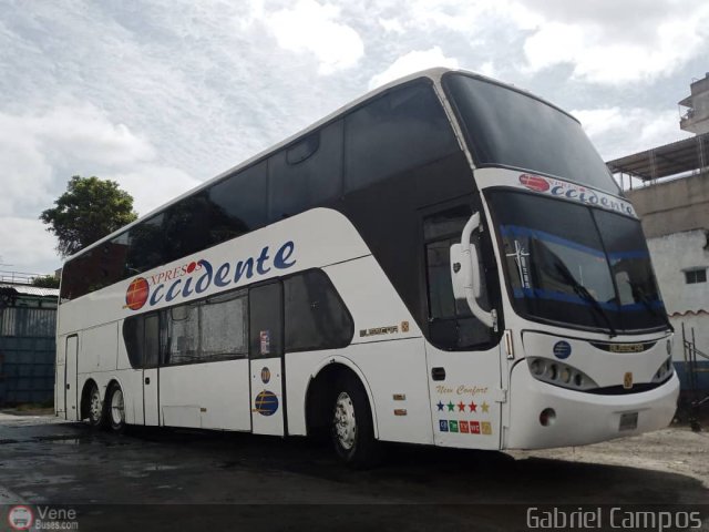 Expresos Occidente 310 por Gabriel Campos