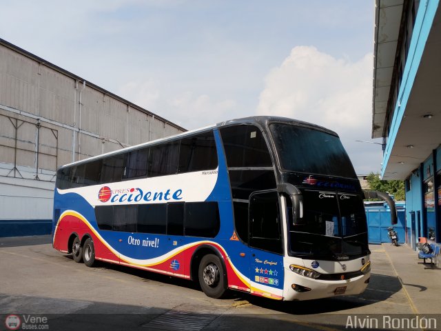 Expresos Occidente 330 por Alvin Rond�n