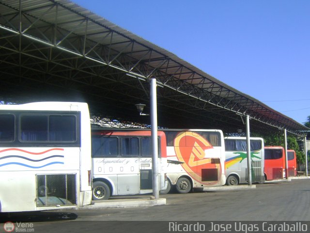 Garajes Paradas y Terminales Carupano por Ricardo Ugas