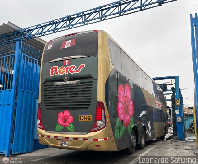 Transporte Flores Hermanos S.R.L 956 por Leonardo Saturno