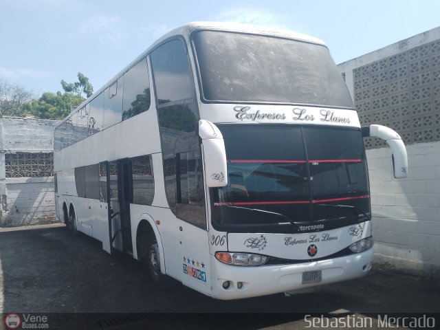 Expresos Los Llanos 306 por Sebasti�n Mercado