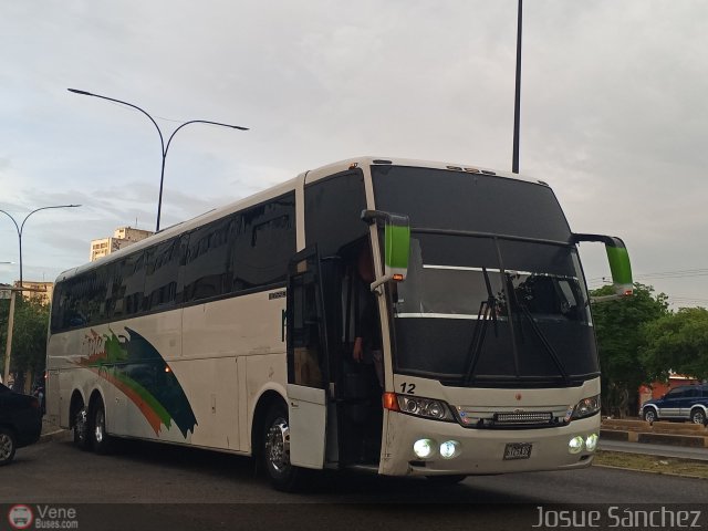 Particular 0012 por Josue Snchez