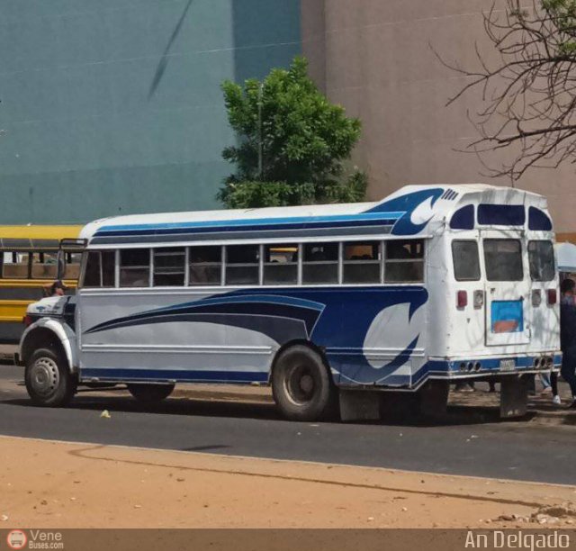 ZU - Asociaci�n de Conductores El Brillante 05 por Sebasti�n Mercado