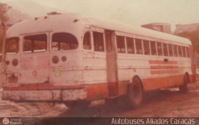 DC - Autobuses Aliados Caracas C.A. 13 por Alejandro Curvelo