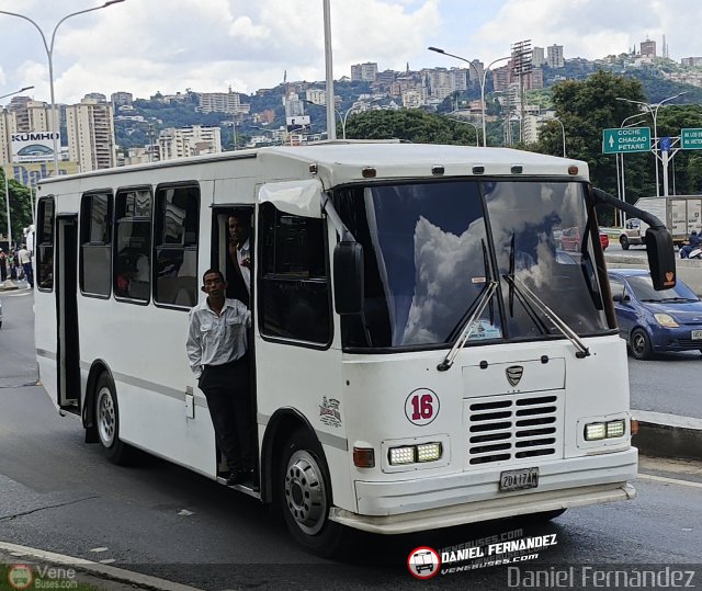 A.C. de Transporte N�mero Uno R.L. 016 por Daniel Fern�ndez