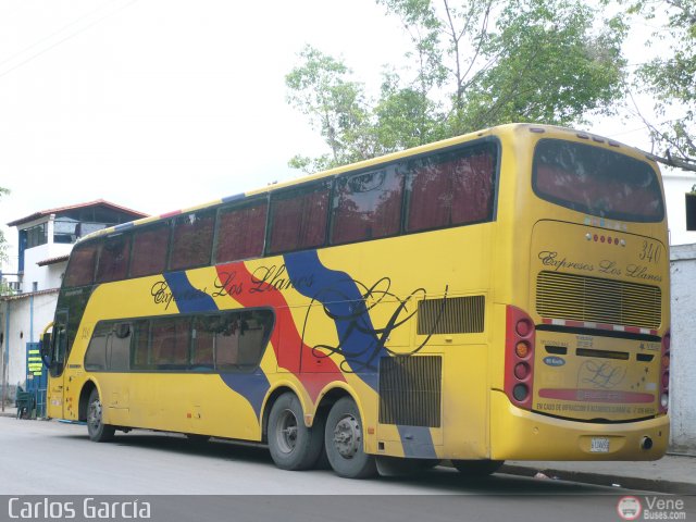 Expresos Los Llanos 340 por Carlos Garc�a