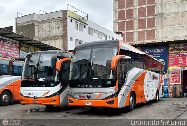 Garajes Paradas y Terminales  por Leonardo Saturno