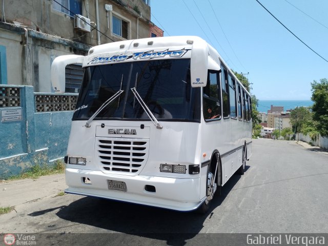 Particular 51-04 por Gabriel Vergara