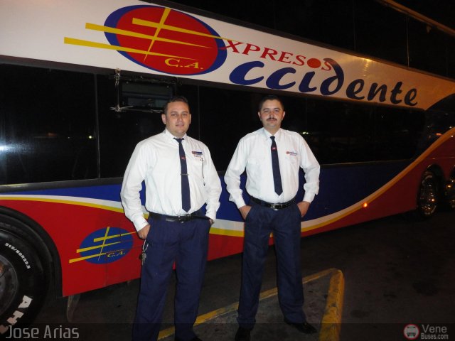 Profesionales del Transporte de Pasajeros Ronnmy Medina Pablo Chacon por Jos Arias